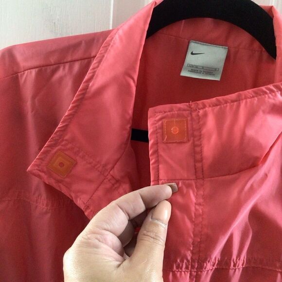 Women’s Nike Pinkish‎ Red Vintage Windbreaker Jacket Size Large - Picture 3 of 8